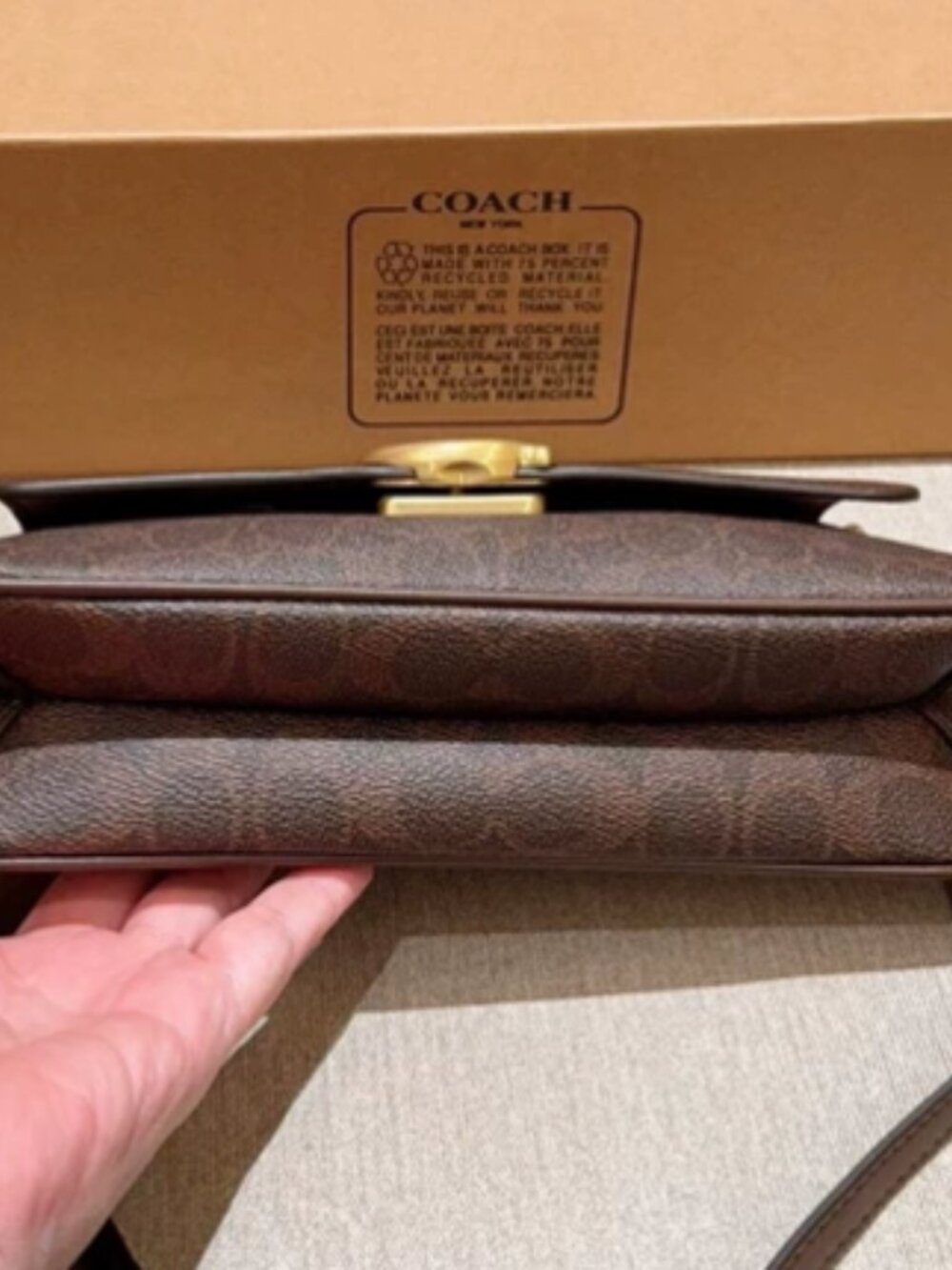 Authentic Coach Brown Canvas Leather Crossbody Bag – Classic Style, Clean Condit - Picture 2 of 4